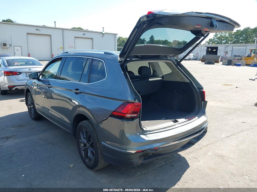 Vin: 3vv2b7ax4nm030521, lot: 46253001, volkswagen tiguan 2.0t se 20223