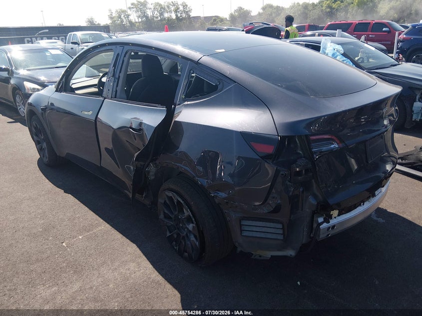 2024 TESLA MODEL Y auction photo 3
