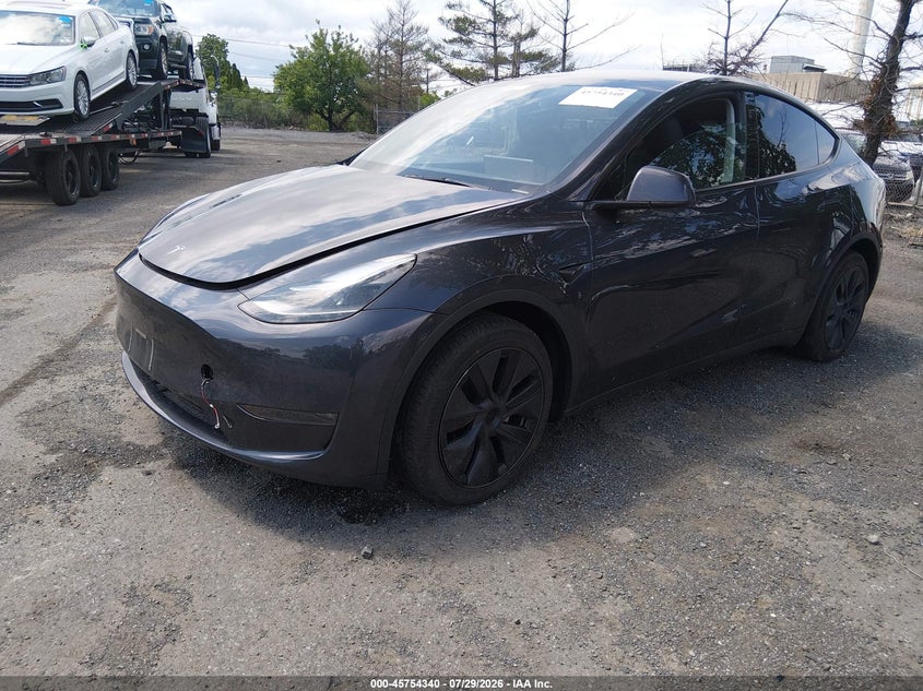 2024 TESLA MODEL Y auction photo 2