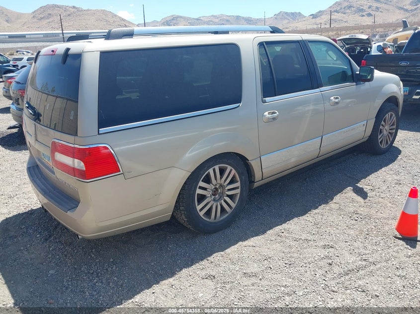 2007 LINCOLN NAVIGATOR SPORT UTILITY VEHICLE 5.4L V-8 VVT, 300HP