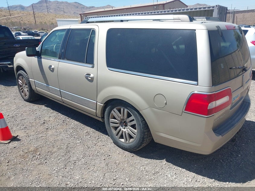2007 LINCOLN NAVIGATOR L auction photo 3