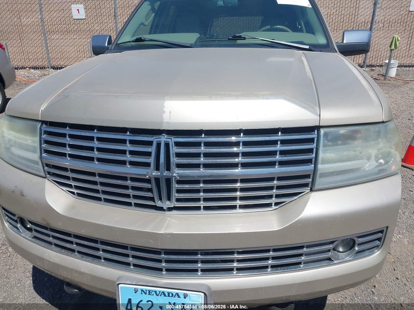 2007 LINCOLN NAVIGATOR L auction photo 6