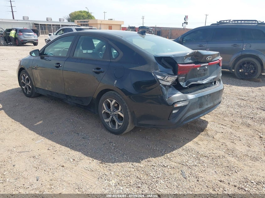 Vin: 3kpf24ad5me309439, lot: 46253113, kia forte lxs 20213