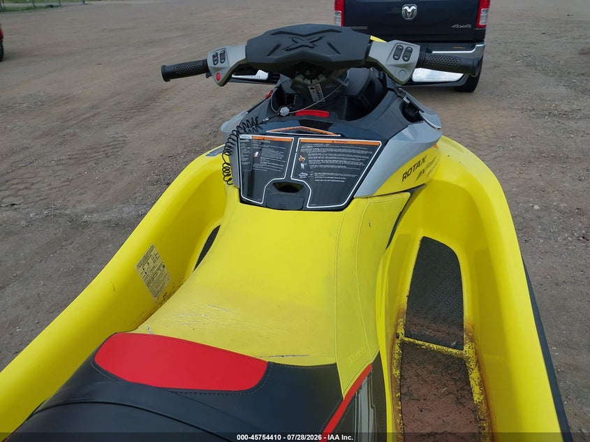 2015 SEADOO RXT auction photo 5