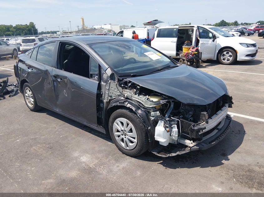 Vin: jtdkbrfu5h3038285, lot: 46253162, toyota prius two 2017 img_1