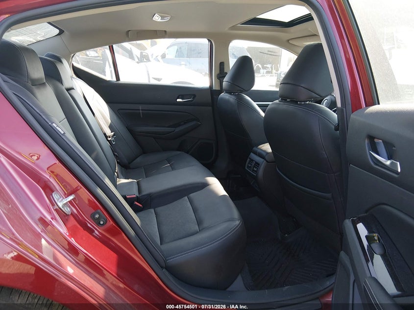 2023 NISSAN ALTIMA auction photo 8