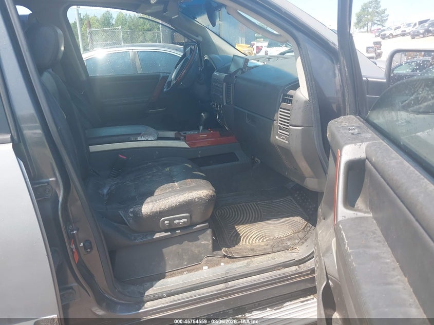 2005 INFINITI QX56 auction photo 5