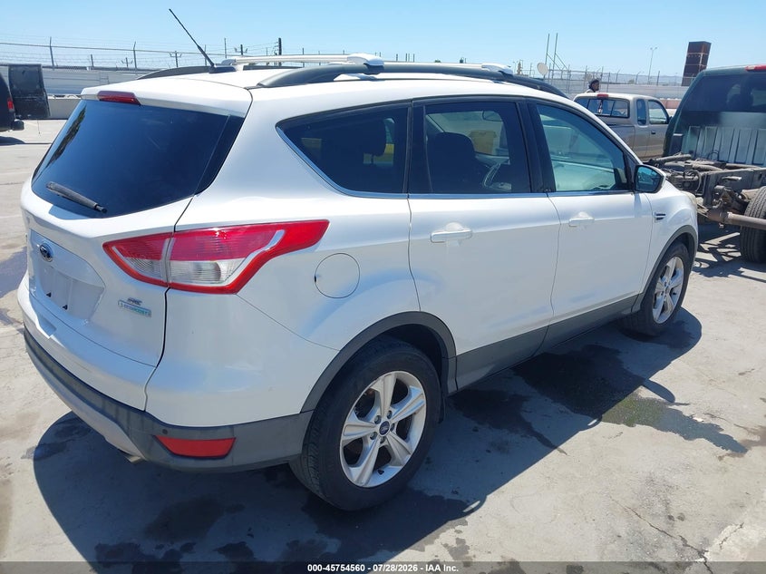 2015 FORD ESCAPE auction photo 4