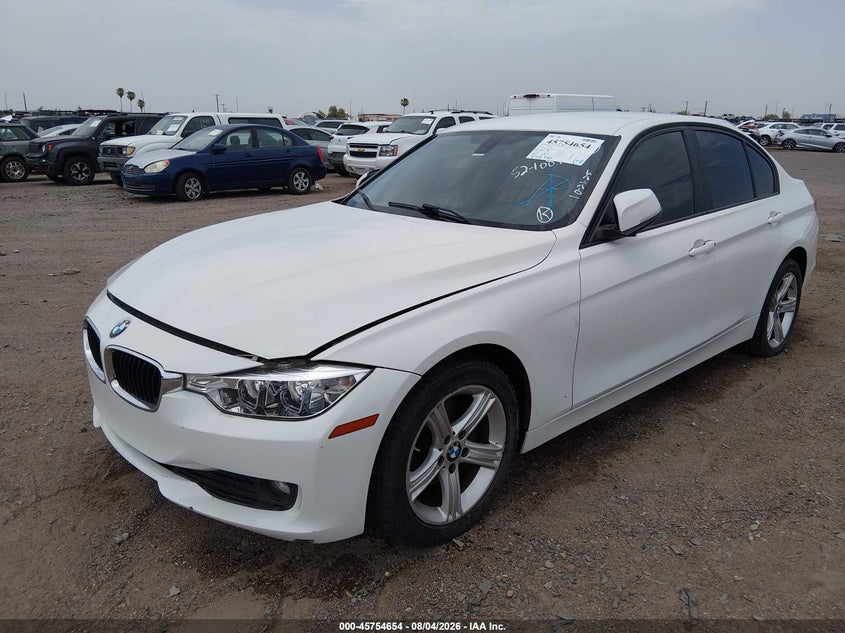 2014 BMW 3er, Обычный износ, IAAI, VIN WBA3B1C57EP680737 — фото 2
