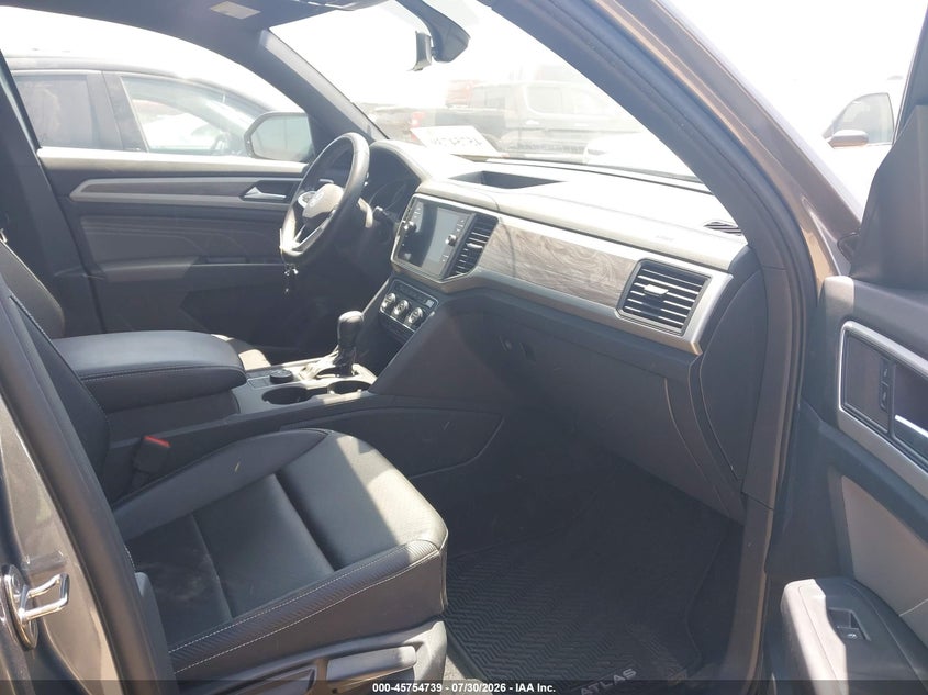 2021 VOLKSWAGEN ATLAS CROSS SPORT auction photo 5