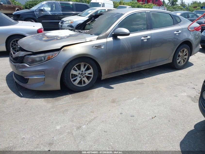 Vin: 5xxgt4l32jg199085, lot: 46253524, kia optima lx 20182