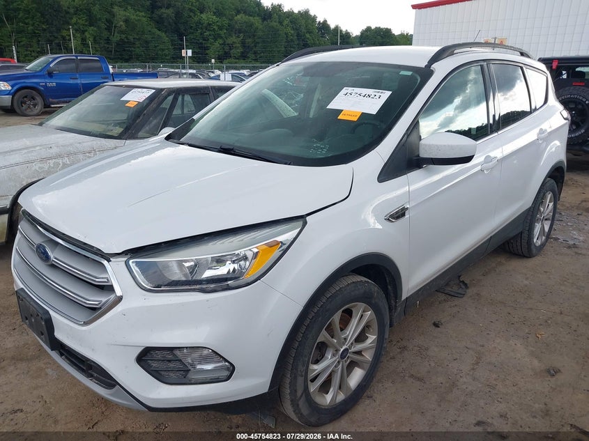 Vin: 1fmcu9gd4juc68361, lot: 46253545, ford escape se 20182