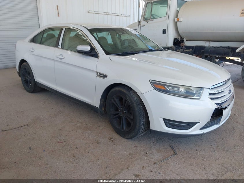 2015 FORD TAURUS auction photo 1