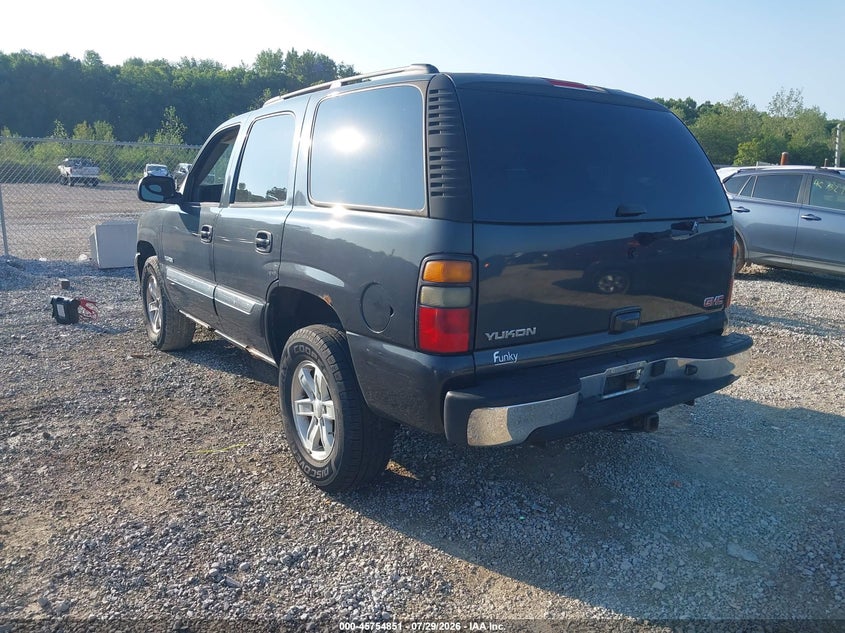 2005 GMC YUKON auction photo 3