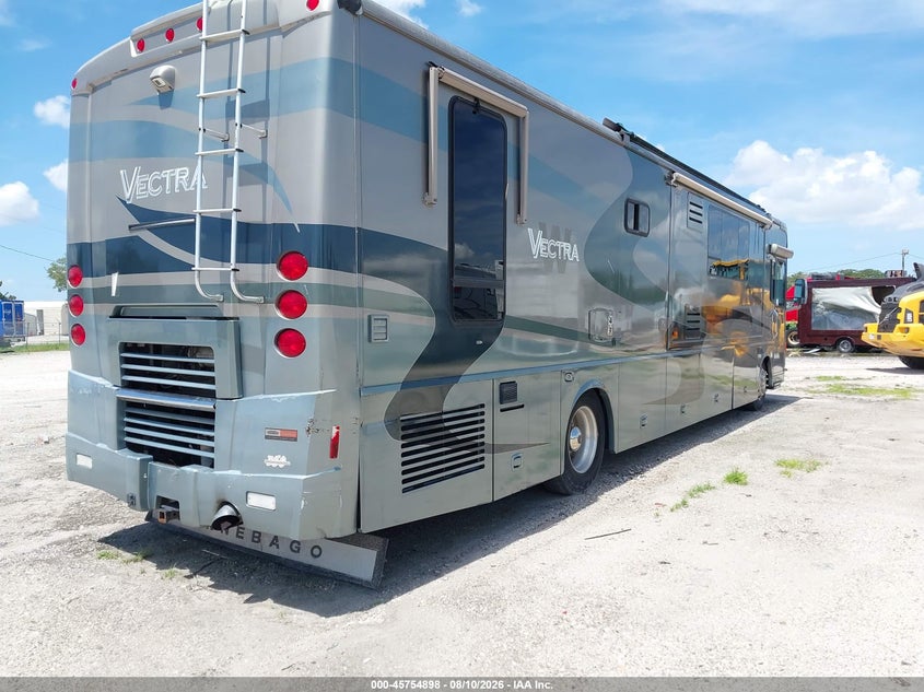 2004 WINNEBAGO VECTRA auction photo 4