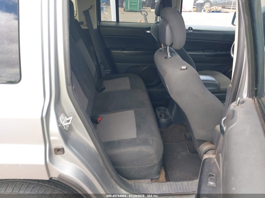 2016 JEEP PATRIOT LATITUDE · Фото 8