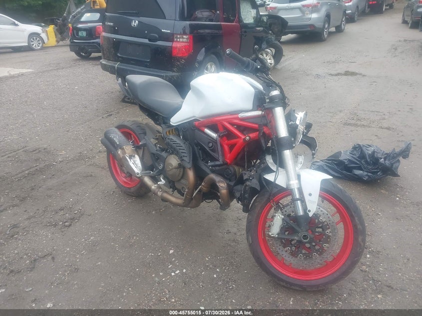 2015 Ducati Monster