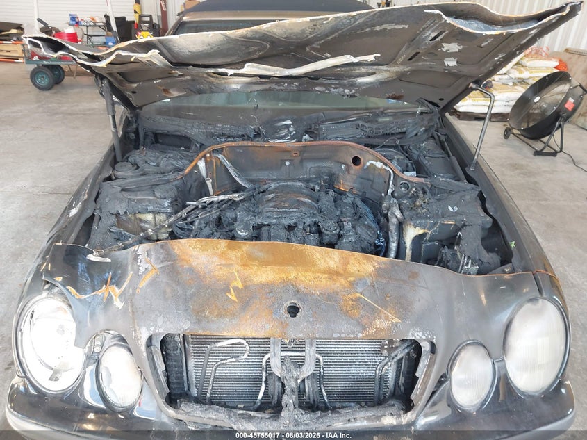 MERCEDES-BENZ CLK 320 1999 VIN WDBLK65G2XT010620