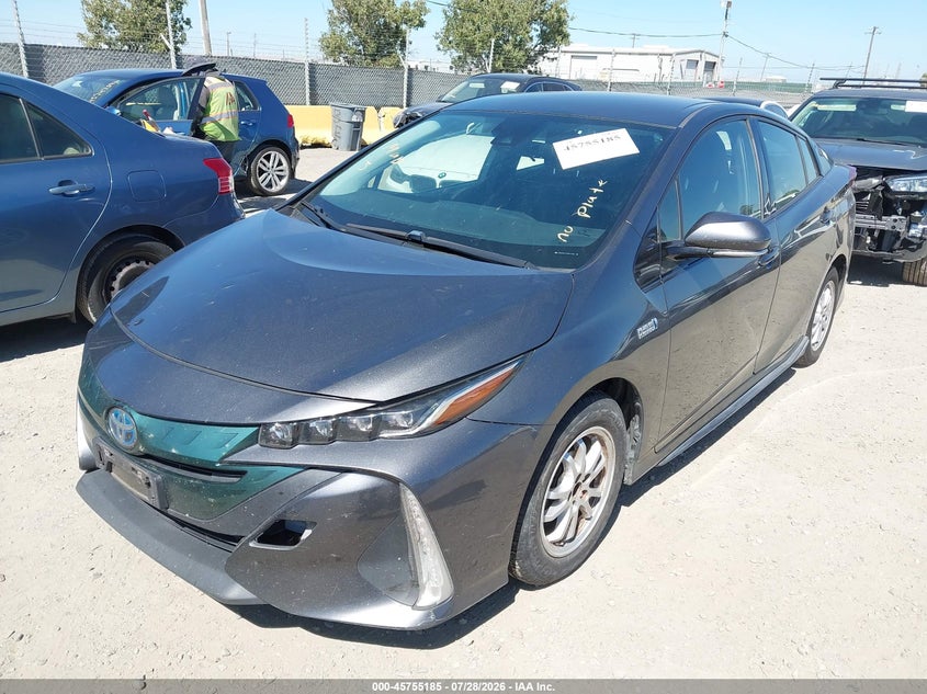 2017 TOYOTA PRIUS PRIME auction photo 6
