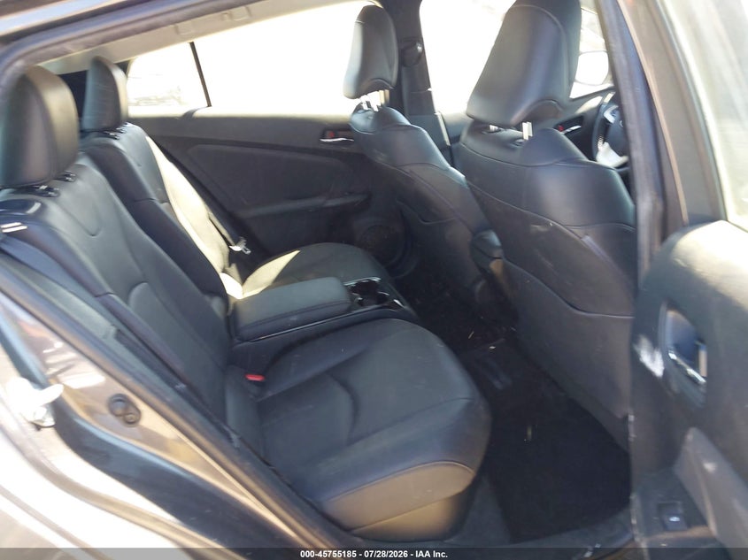 2017 TOYOTA PRIUS PRIME auction photo 8