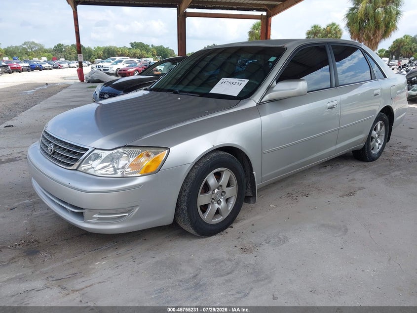 2003 TOYOTA AVALON auction photo 2