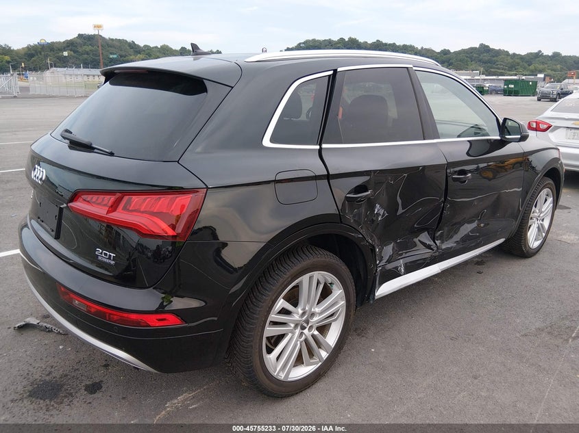 Vin: wa1bnafy7j2222435, lot: 46253954, audi q5 2.0t premium/2.0t tech premium 20184