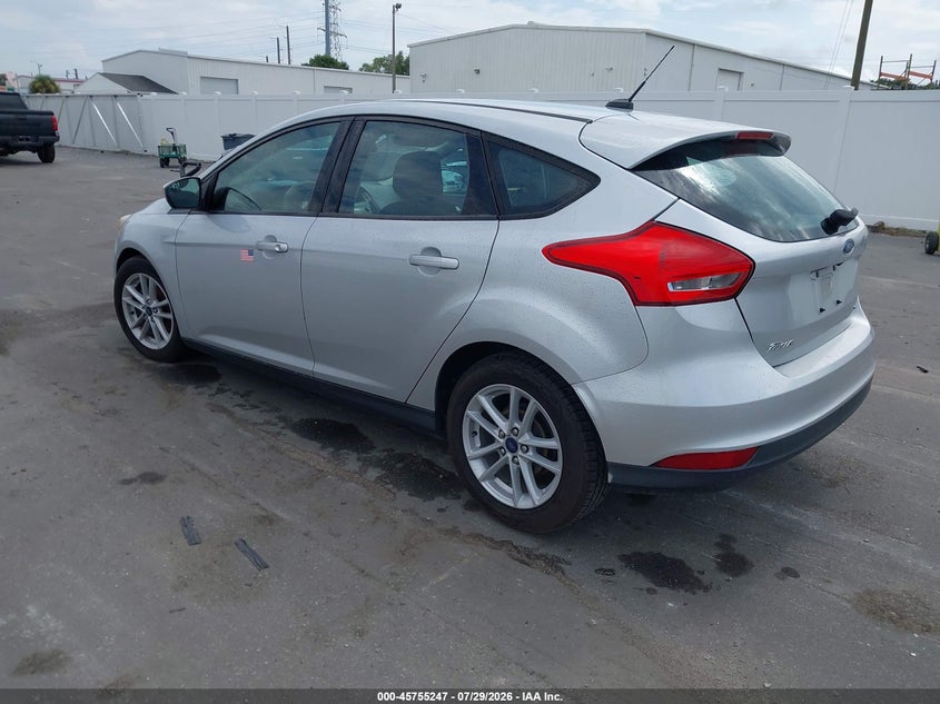 Vin: 1fadp3k25jl224657, lot: 46253969, ford focus se 20183