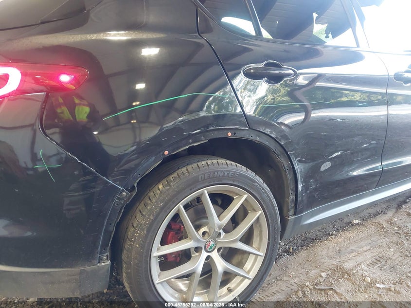 2018 ALFA ROMEO STELVIO auction photo 6