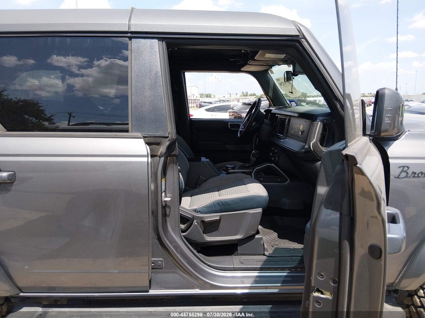 2022 FORD BRONCO auction photo 5