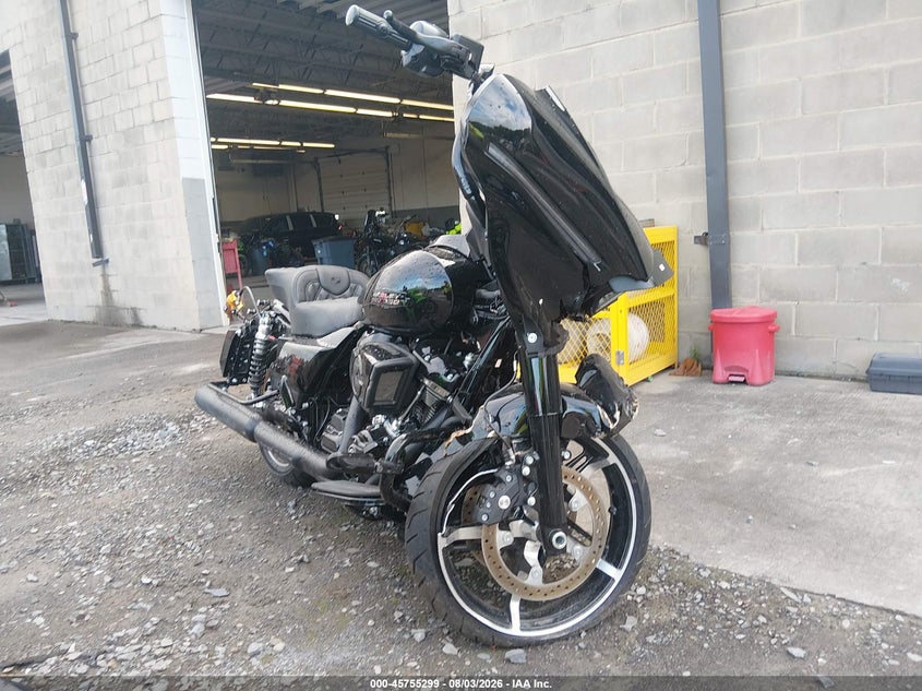 2026 Harley-davidson Flhx