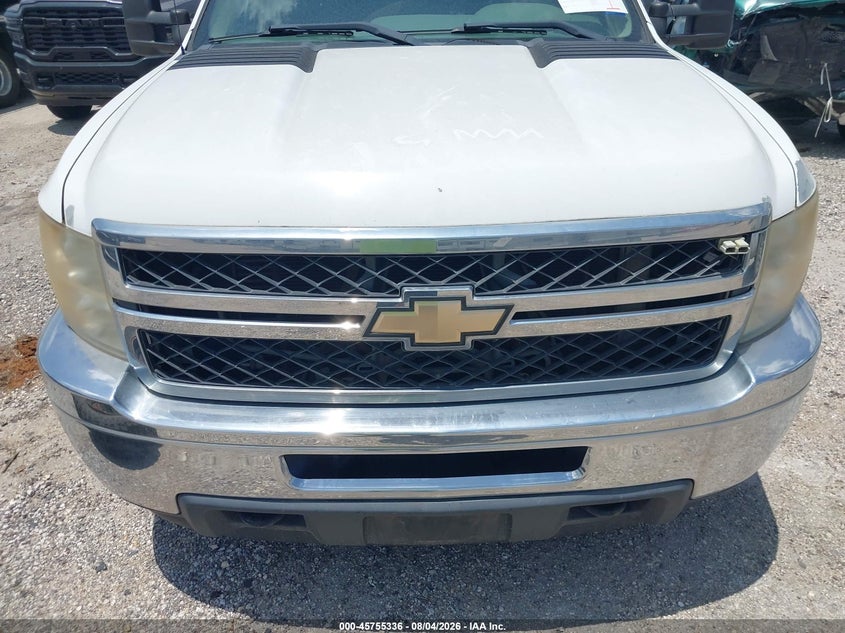2011 CHEVROLET SILVERADO 3500HD CHASSIS auction photo 6
