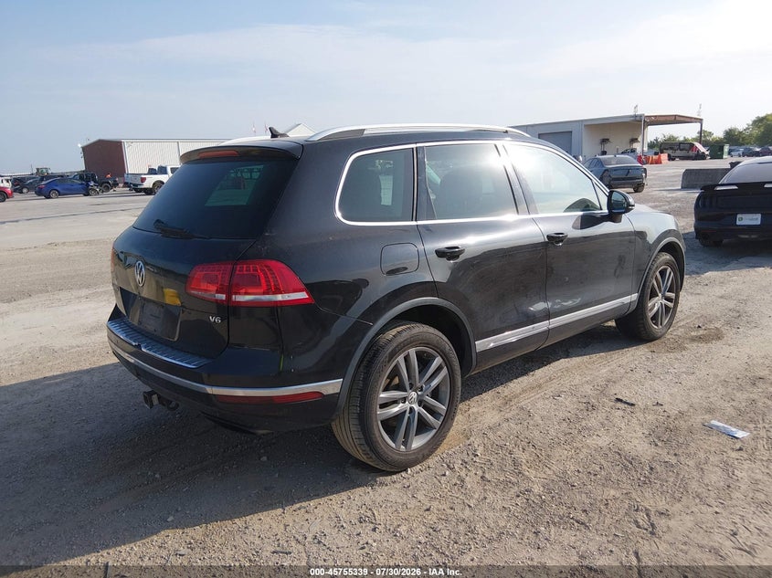 Vin: wvgef9bp8fd008010, lot: 46254060, volkswagen touareg v6 lux 20154