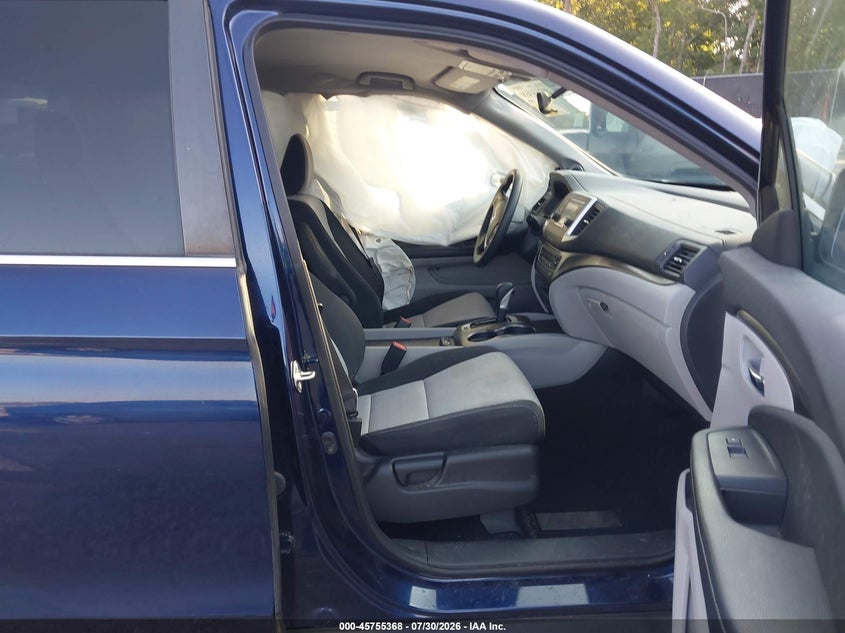 2017 HONDA RIDGELINE auction photo 5