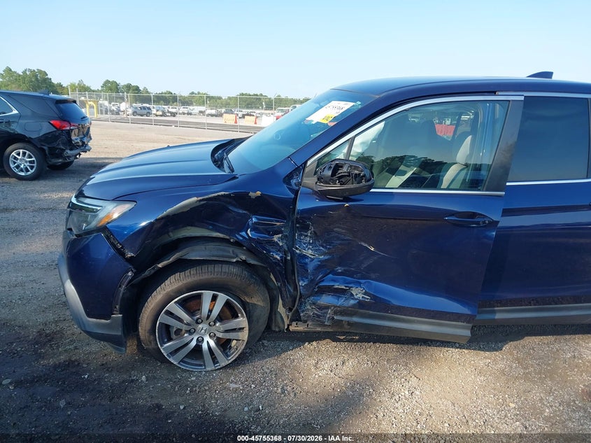 2017 HONDA RIDGELINE auction photo 6
