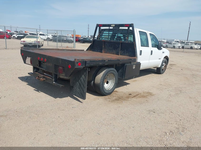 2007 FORD F-350 CHASSIS auction photo 4