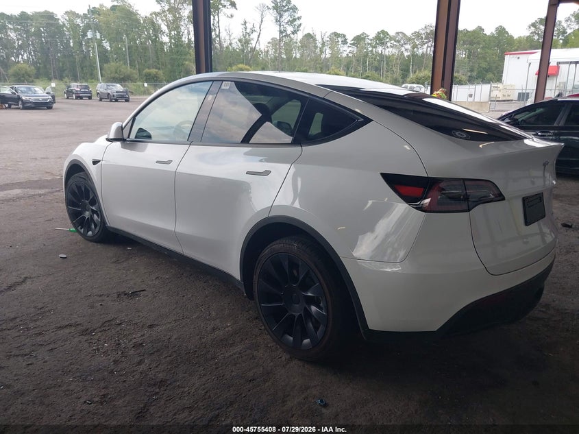 2024 TESLA MODEL Y auction photo 3