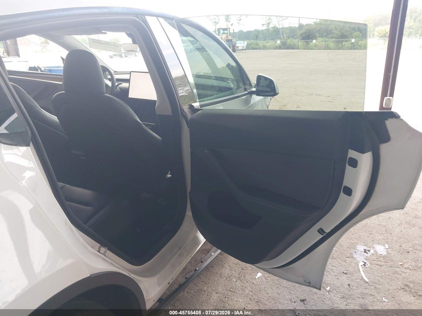 2024 TESLA MODEL Y auction photo 8