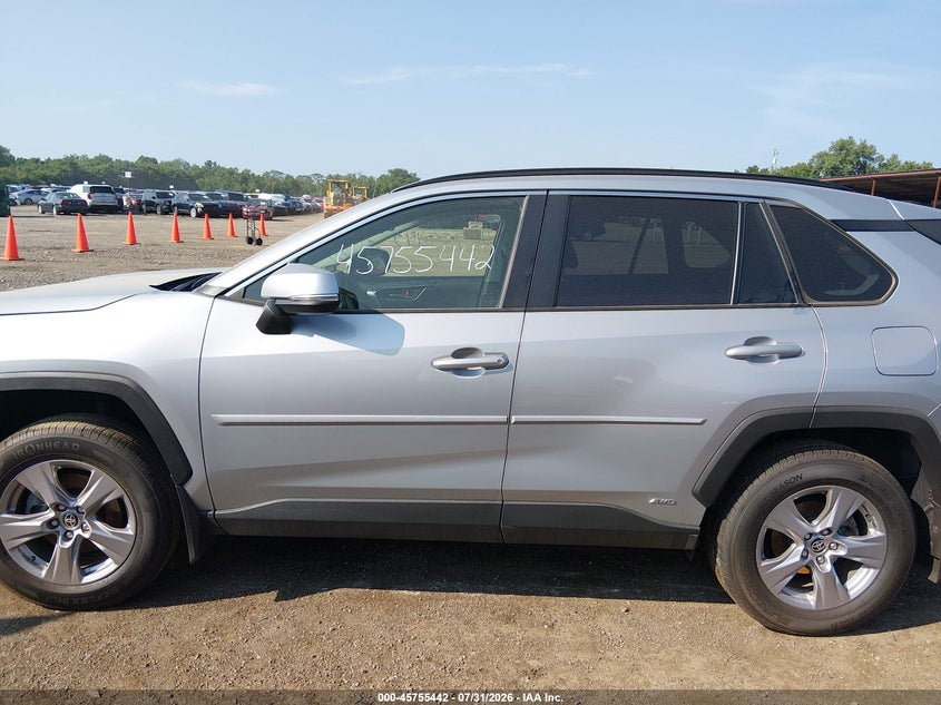 TOYOTA RAV4 HYBRID - zdjęcie 14