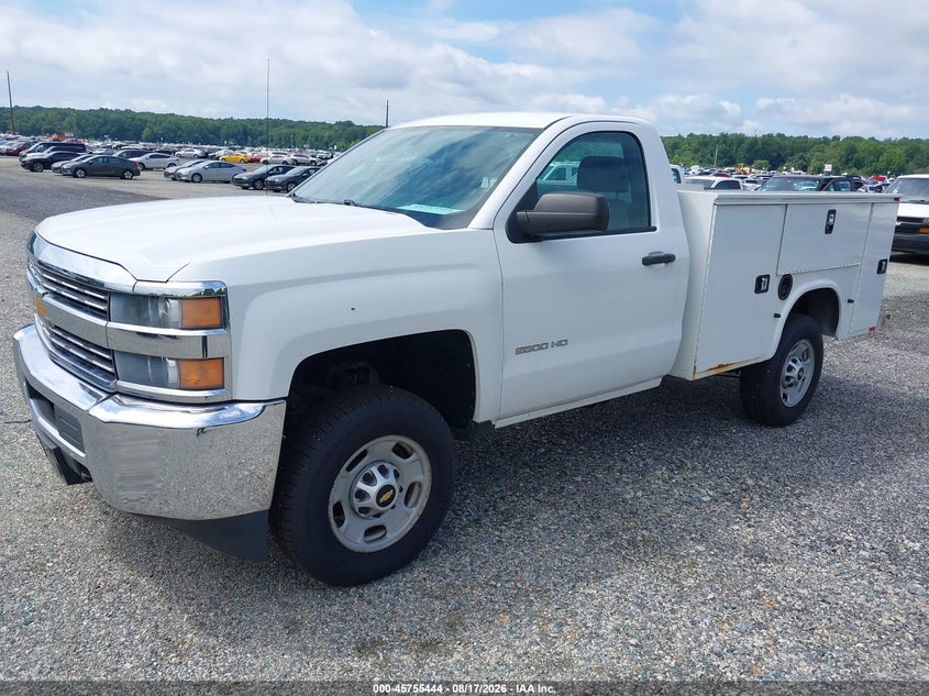2015 Chevrolet Silverado, Normal Wear & Tear, IAAI, VIN 1GB0CUEG3FZ541007 — photo 2