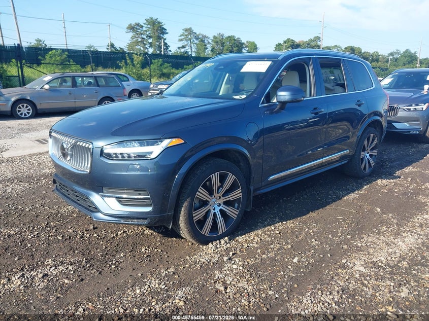 2023 VOLVO XC90 RECHARGE PLUG-IN HYBRID auction photo 2