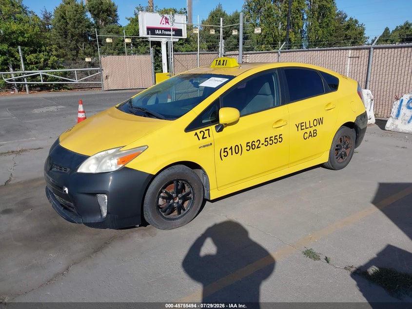 Vin: jtdkn3du7d5561023, lot: 46254216, toyota prius two 20132