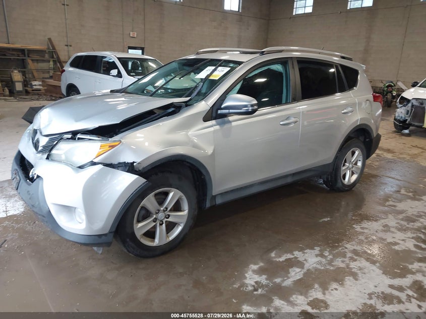 2013 Toyota RAV 4, Front End, IAAI, VIN 2T3RFREV0DW052213 — photo 2