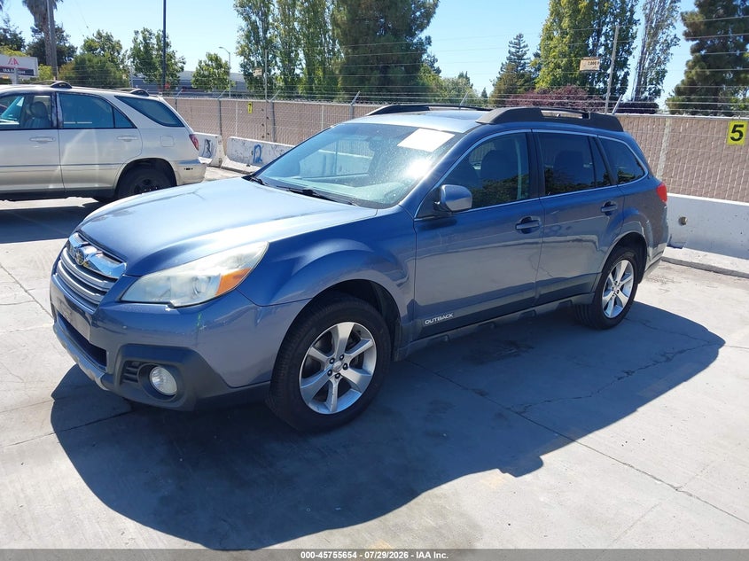 2014 SUBARU OUTBACK auction photo 2