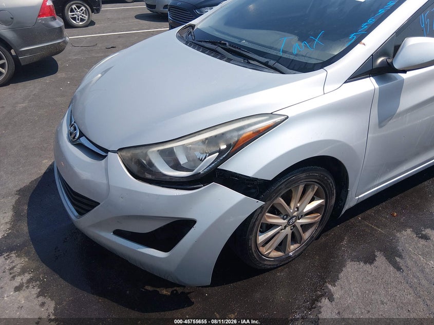 2014 HYUNDAI ELANTRA auction photo 6