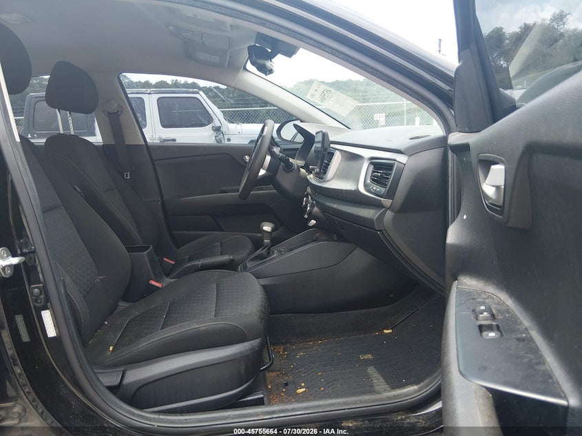 2021 KIA RIO auction photo 5