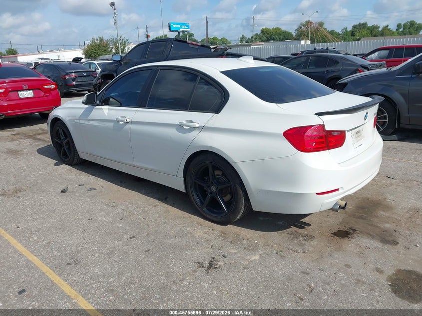 Vin: wba3c1c54ek116781, lot: 46254418, bmw 328i 20143
