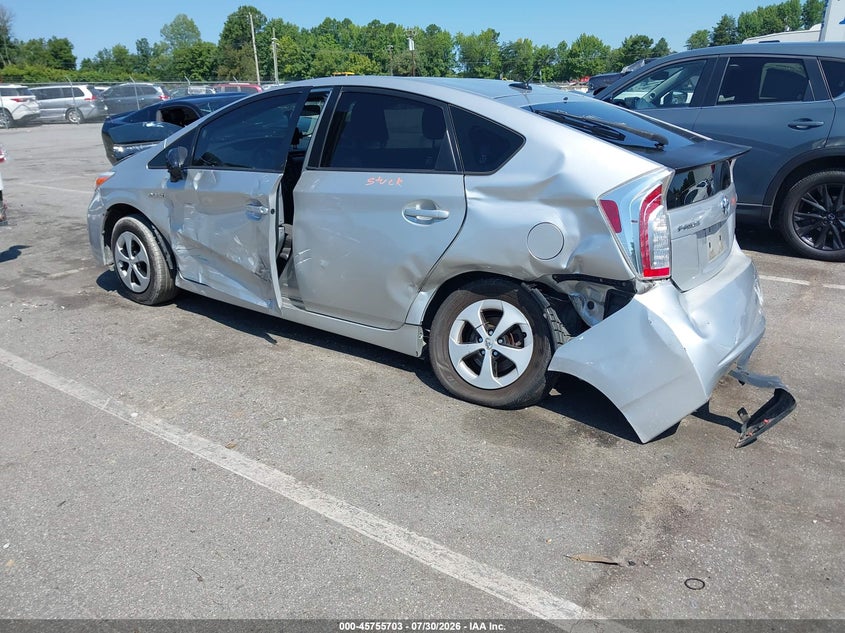 Vin: jtdkn3du3d5634629, lot: 46254425, toyota prius three 20133