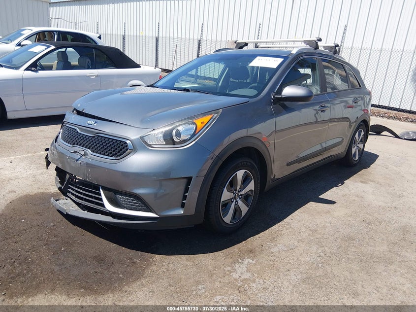 Vin: kndcb3lc6j5137835, lot: 46254452, kia niro lx 20182