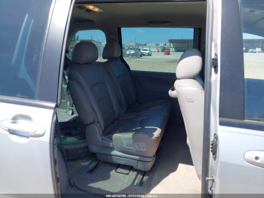 2002 MAZDA MPV auction photo 8