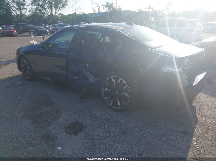 Vin: wba13fk05sct72797, lot: 46254529, bmw 550e xdrive 20253